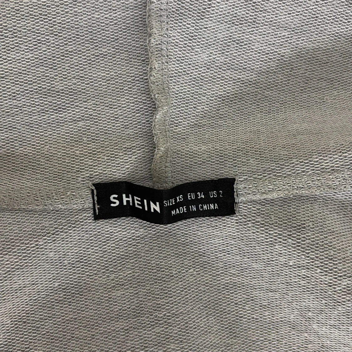 Grå croppad hoodiejacka från SHEIN - 3