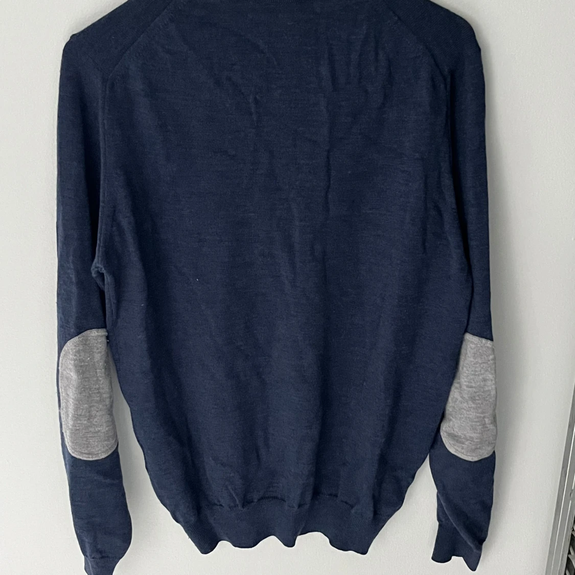 Blå stickad tröja från Stenströms - 1