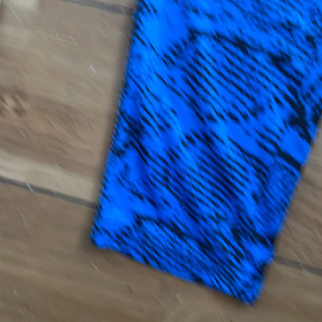 Blå leggings med ormmönster - 1