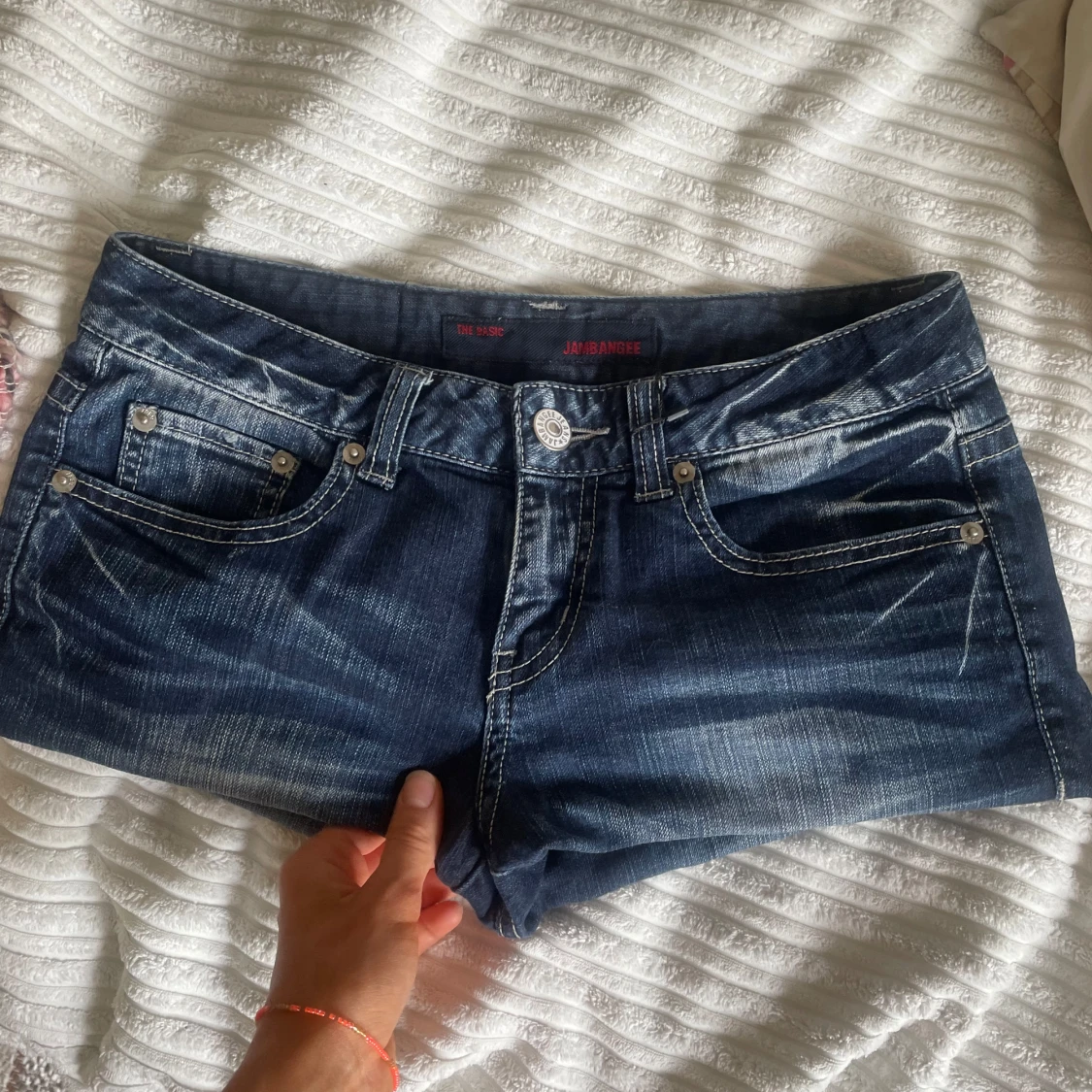 Låga jeansshorts från Jambangee - 1