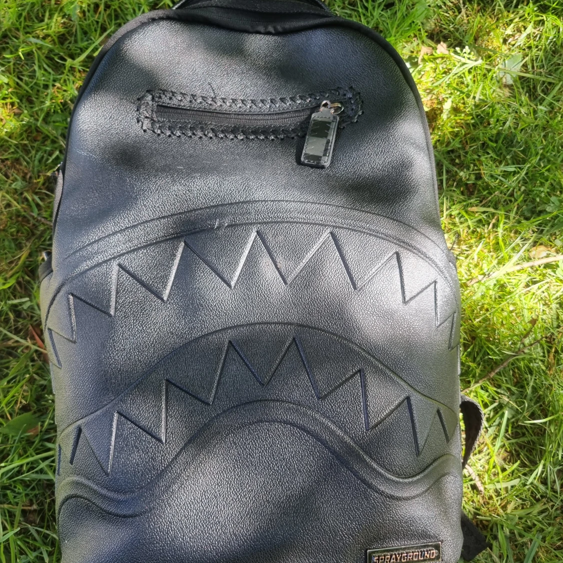 Svart ryggsäck från Sprayground - 1