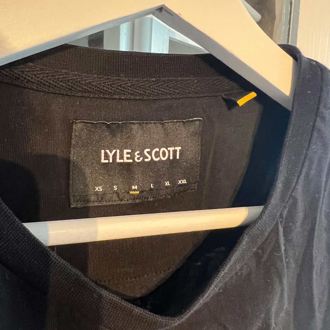 Svart långärmad tröja Lyle & Scott - 1