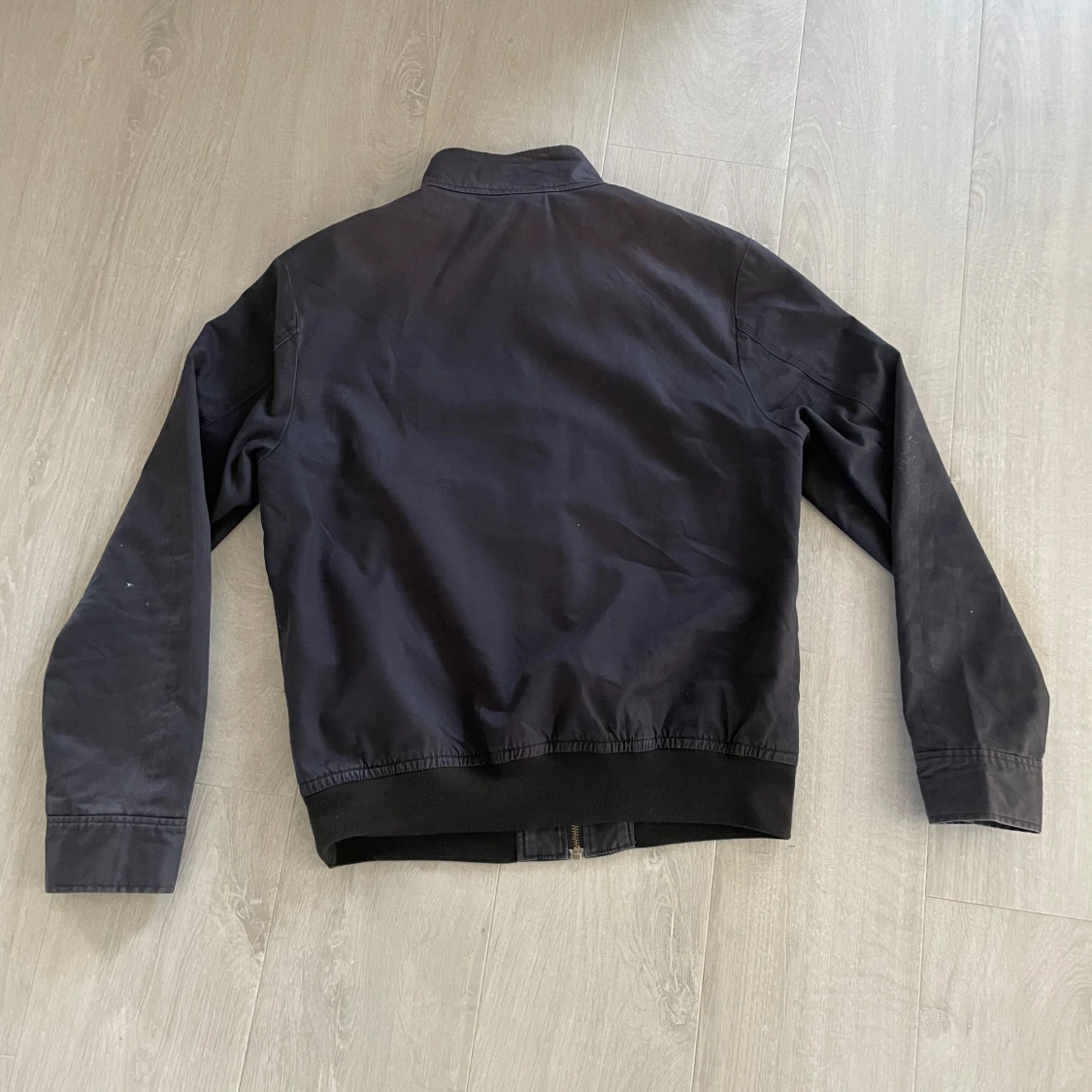 Svart jacka från Lyle & Scott - 1