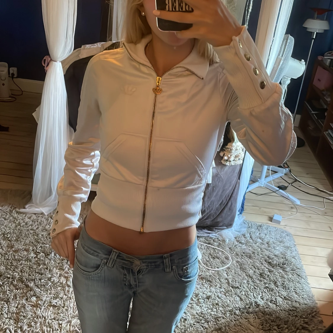 Vit croppad jacka från Adidas