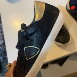 Philippe model skor - Storlek 39! Dom e iprincip helt nya. Skriv för fler bilder!