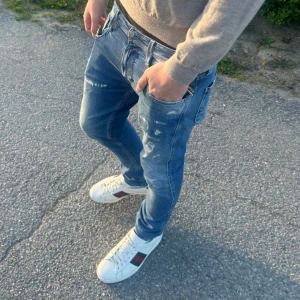 Gucci ace - Snygga gucci ace skor i storlek 45 passar 46 med, perfekta nu till sommaren/ Bra skick med små täcken på användning