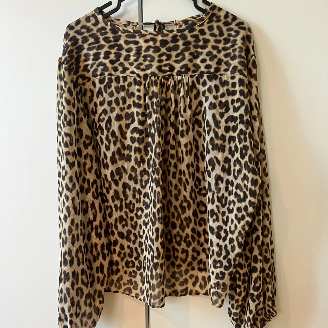 Leopard mönstrad blus - 1