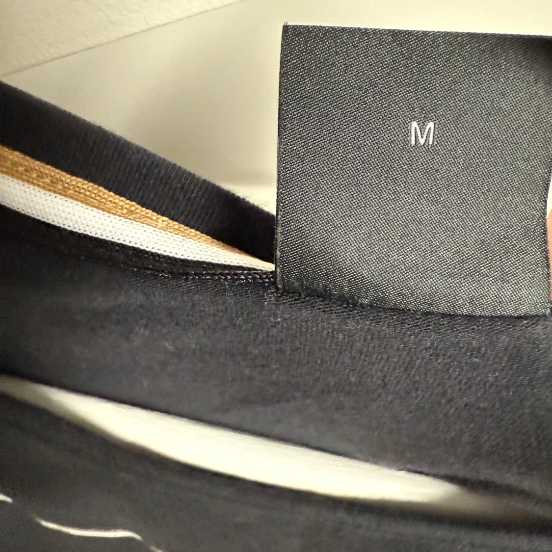 Svart långärmad tunn pyjamas tröja från BOSS - 2