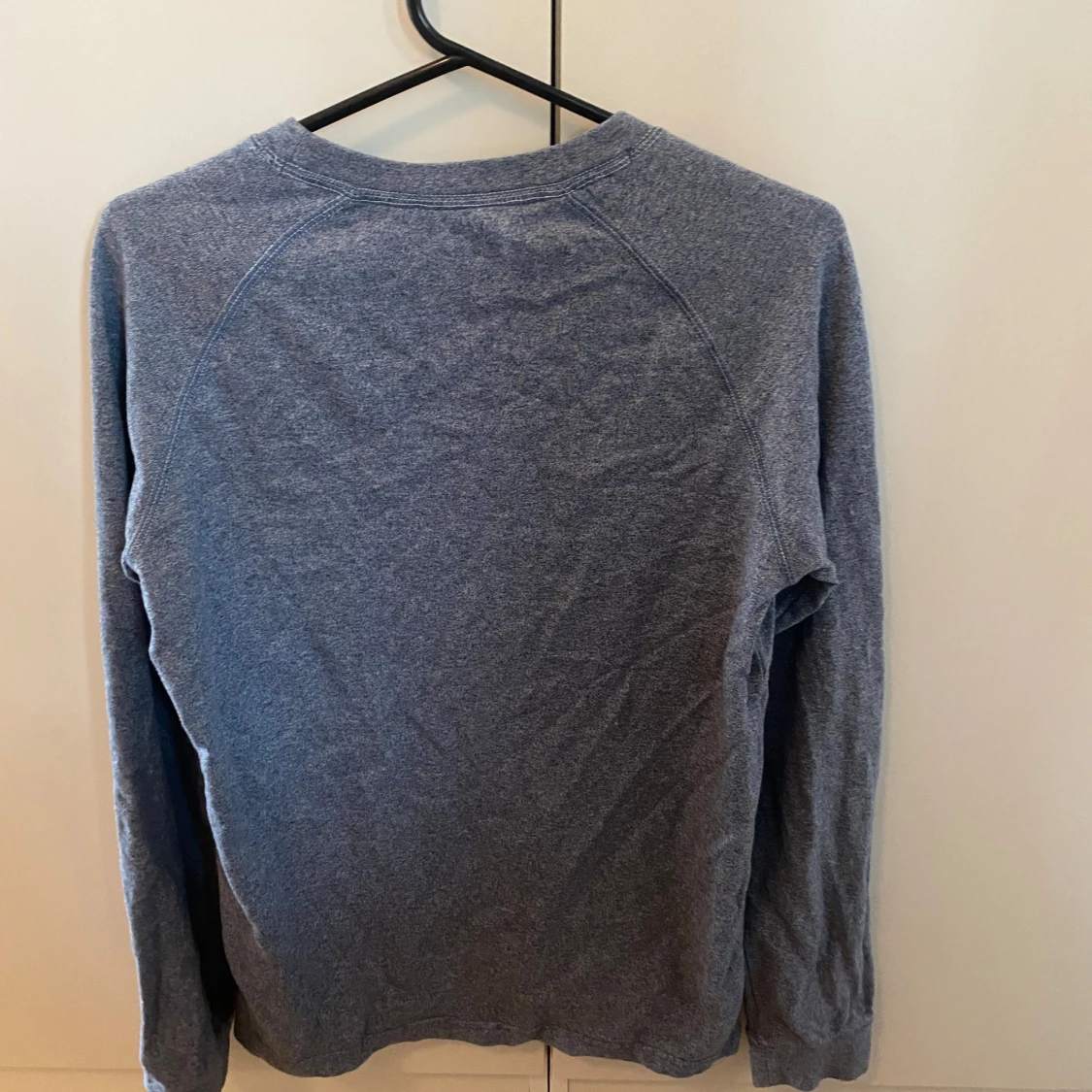 Blå sweatshirt från NZA Auckland - 1