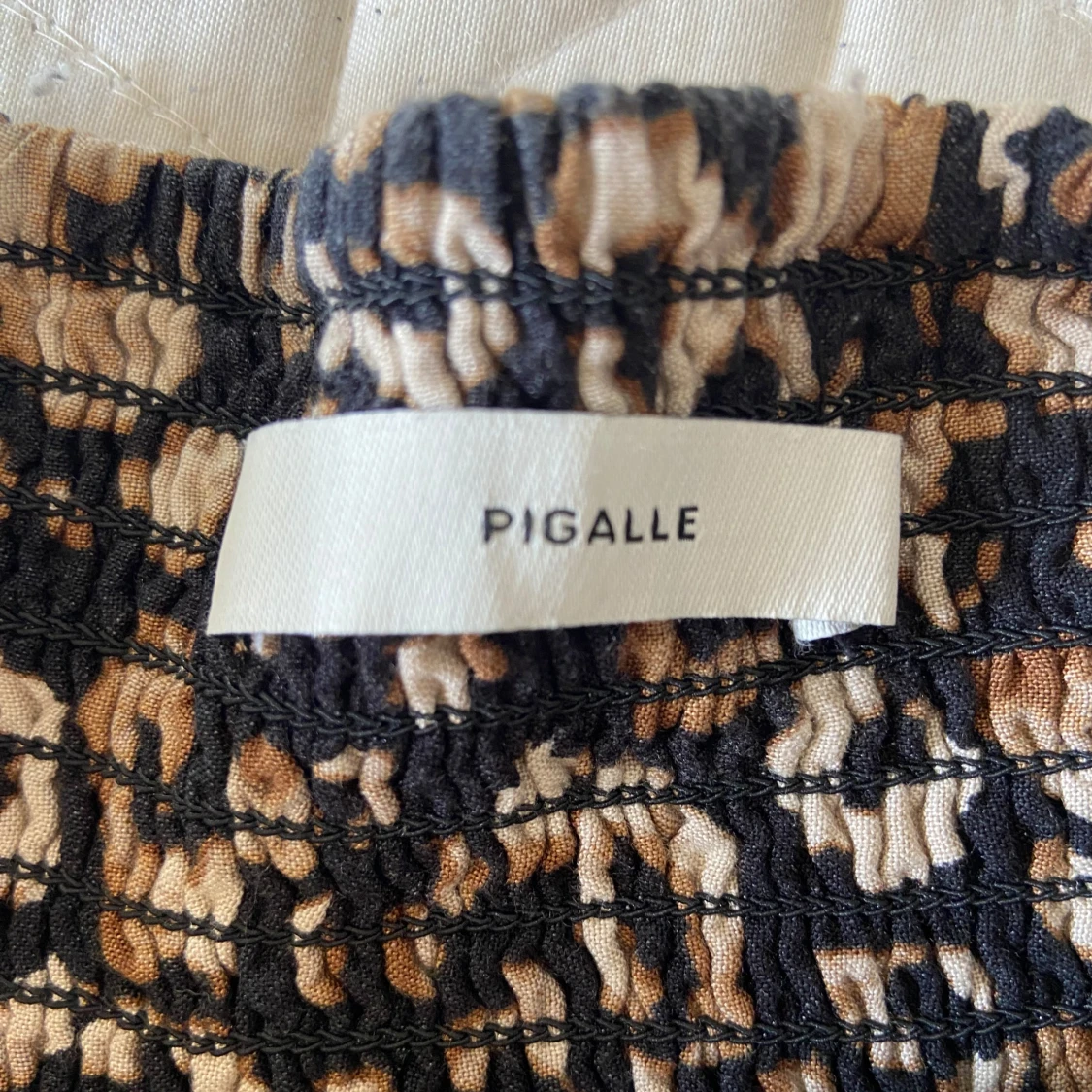 Leopardmönstrad kortkjol från Pigalle - 1