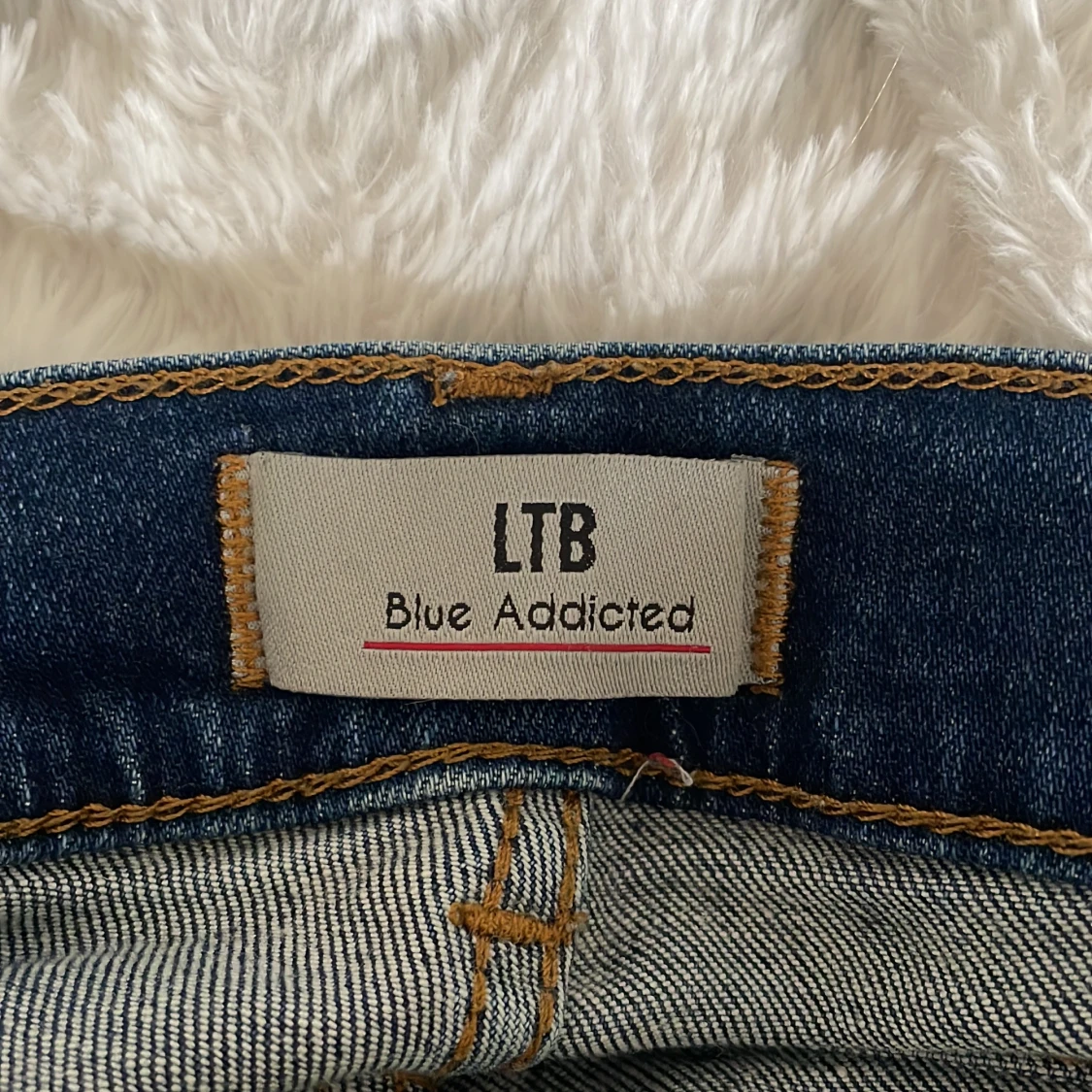 Blå bootcut jeans från LTB - 2
