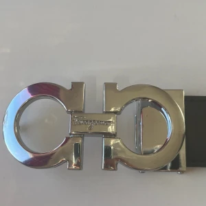 Ferragamo bälte - 105 och 110cm inne helt nya