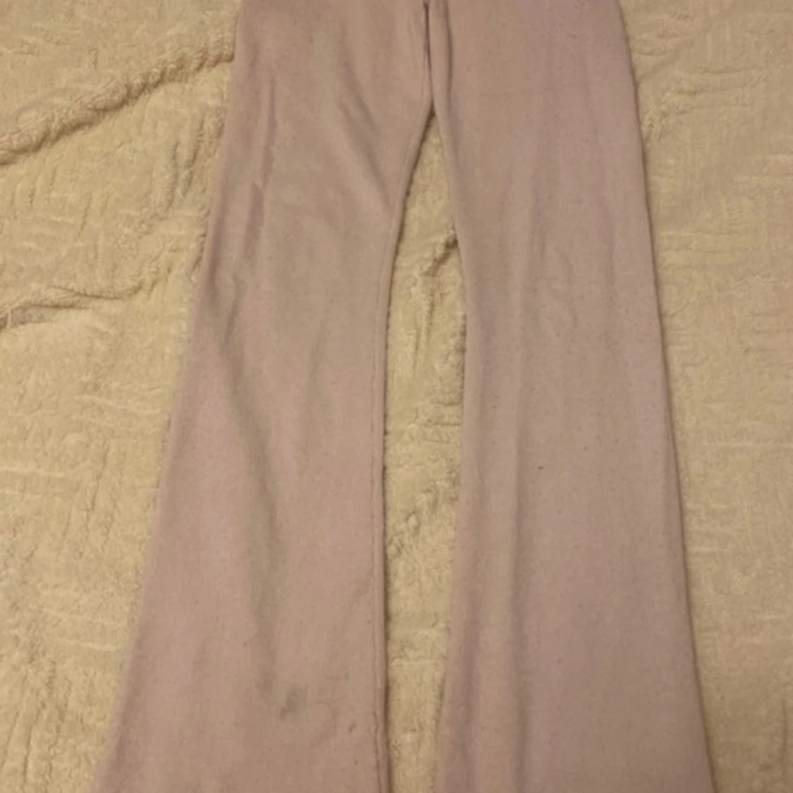 Rosa stickade byxor - 1