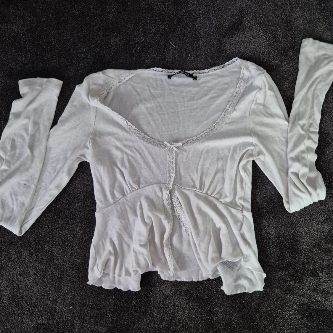 Vit blus med spets - 1