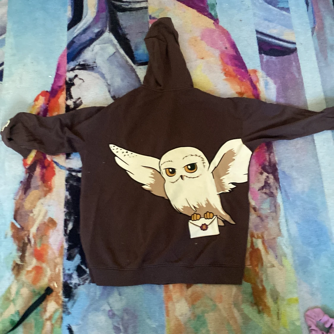 Brun hoodie med Hedwig-tryck från H&M - 1