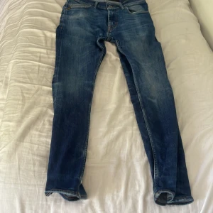 Tiger of sweden jeans - Knappt använda. Vid snabb affär kan pris diskuteras. Storlek 28-34
