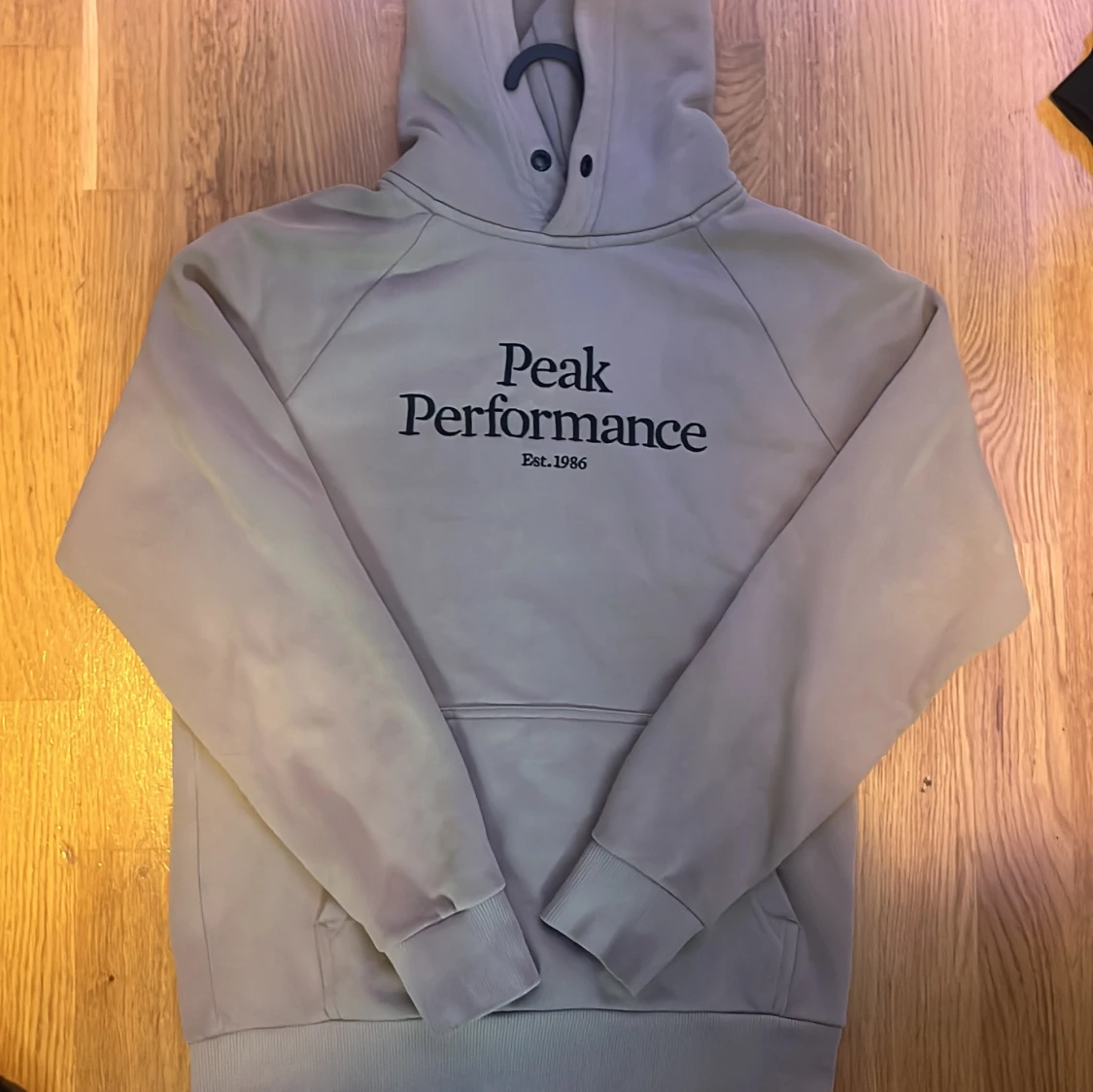  Peak Performance hoodie beige