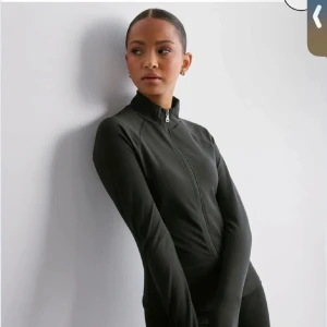 Zip hoodie  - Bra skick 