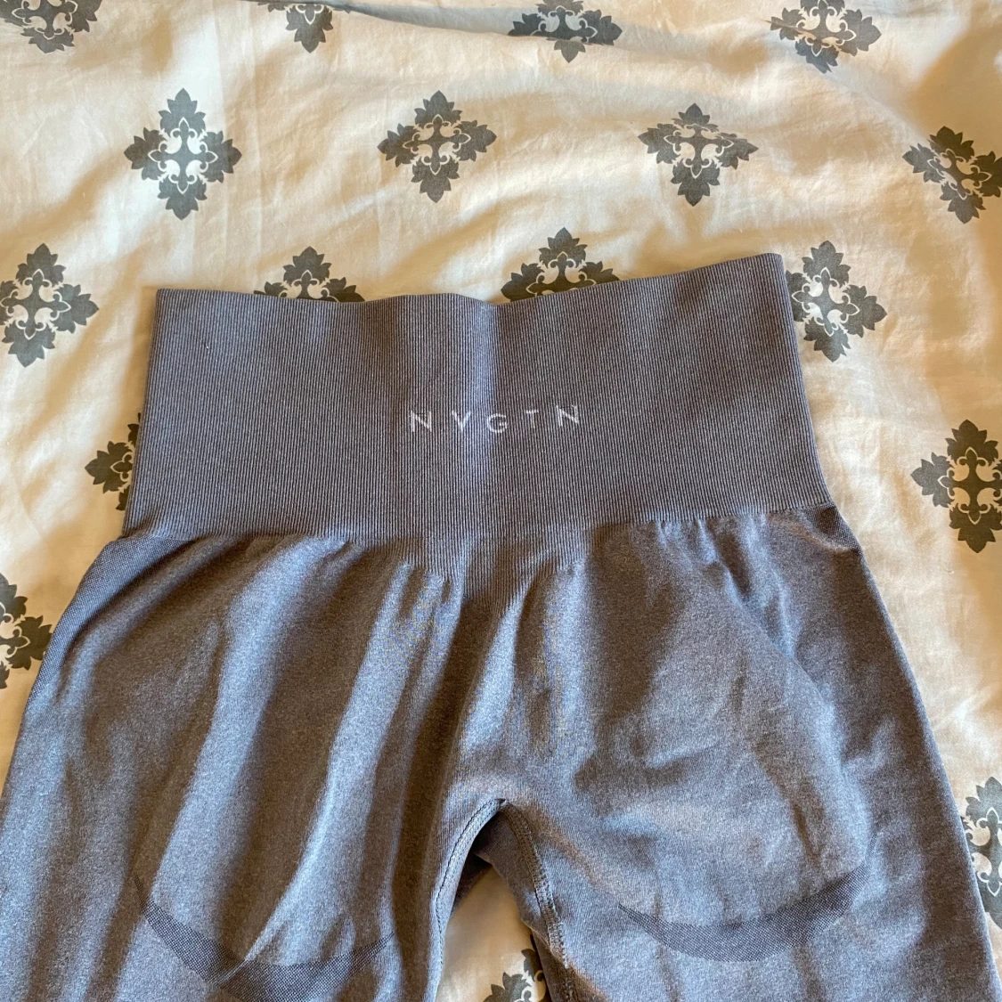 Grå blåa tights från NVGTN - 2