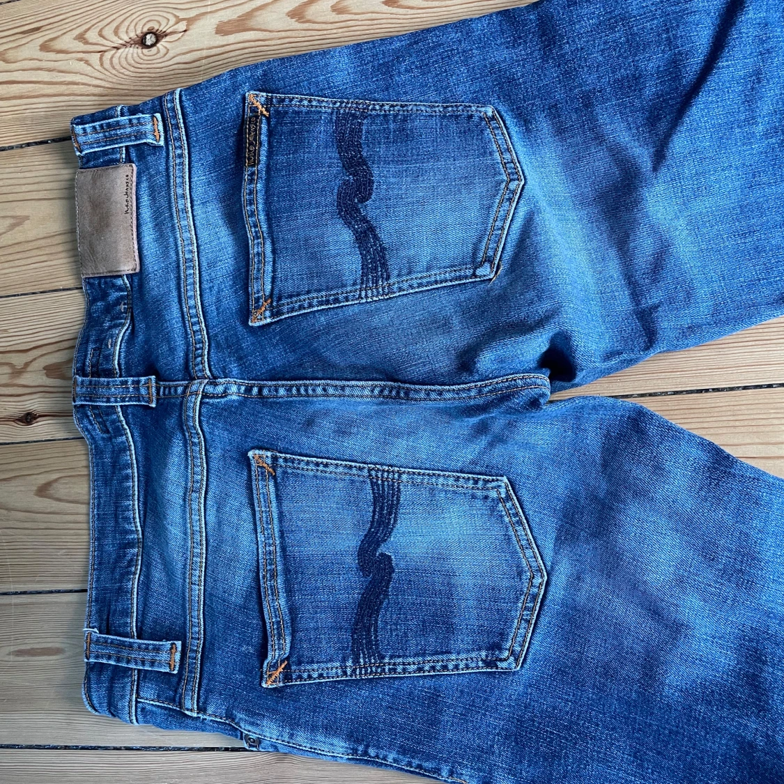 Blå Grim Tim, Nudie Jeans Co