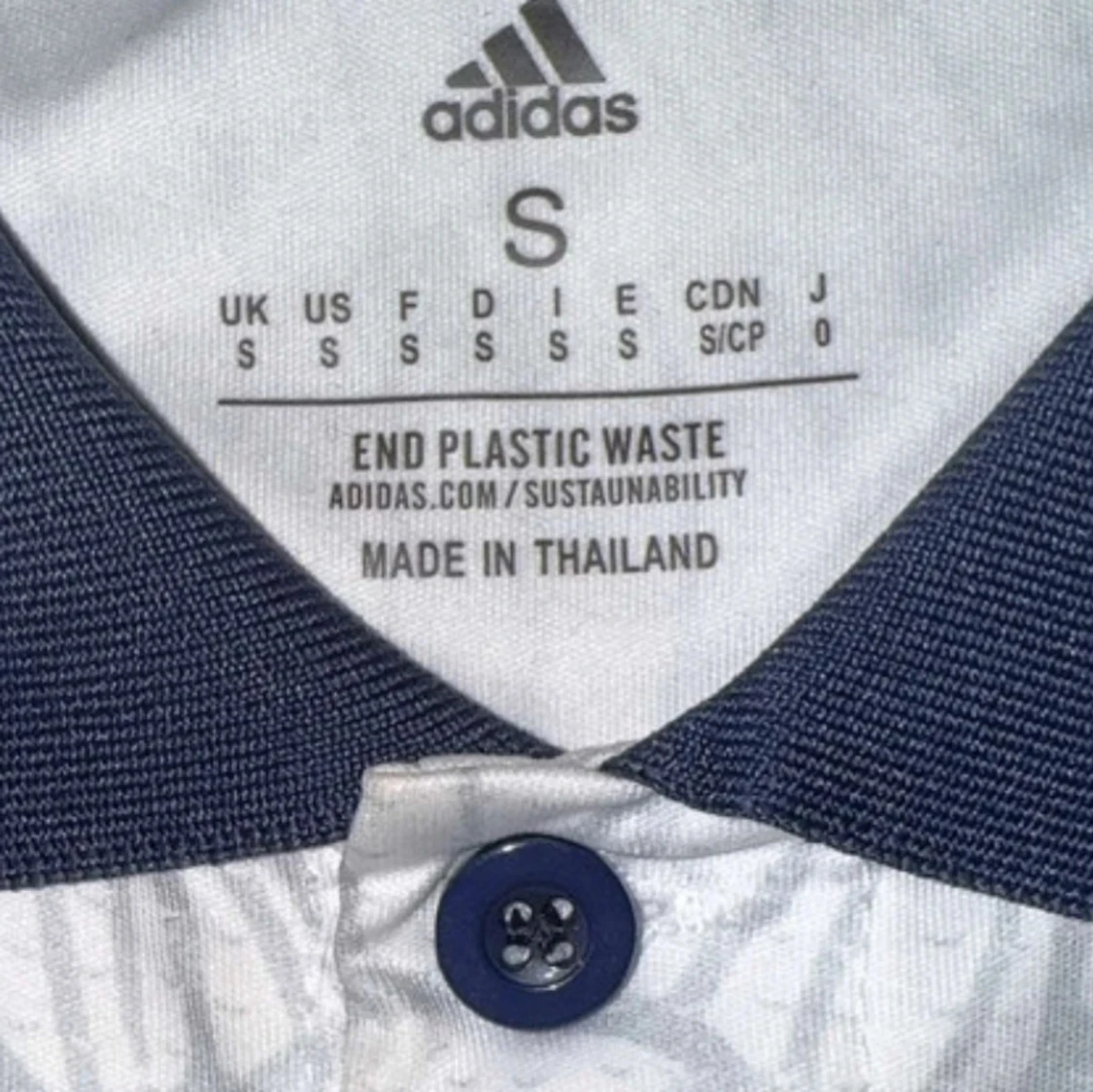 Real Madrid x Adidas drakmönstrad tröja  - 1