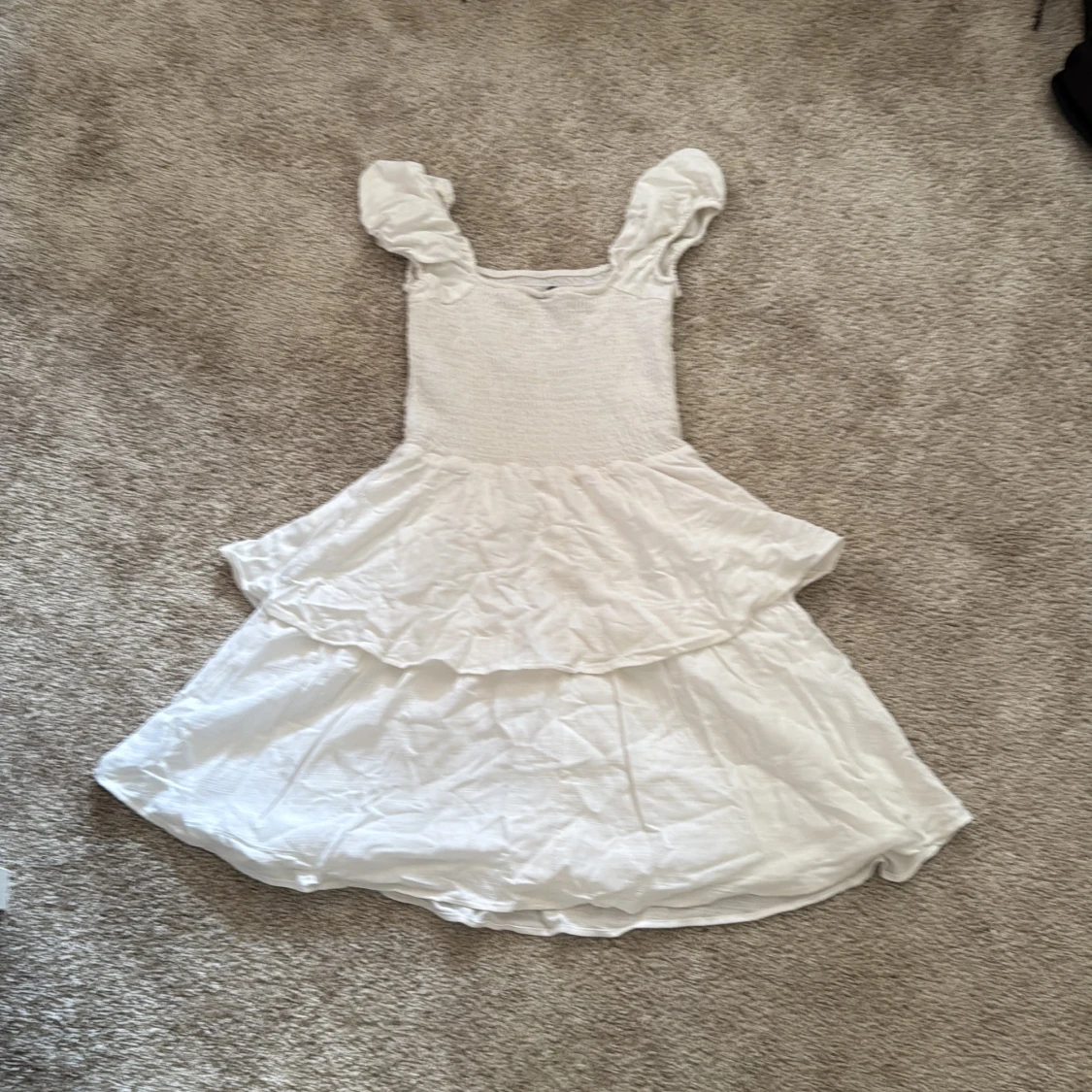 Vit volangklänning från Cropp XS - 1