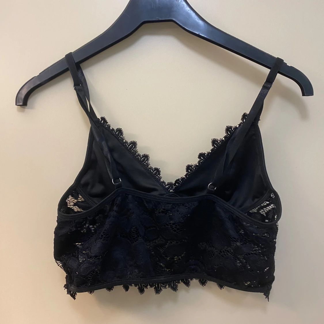 Svart spetsig Bralette  - 1
