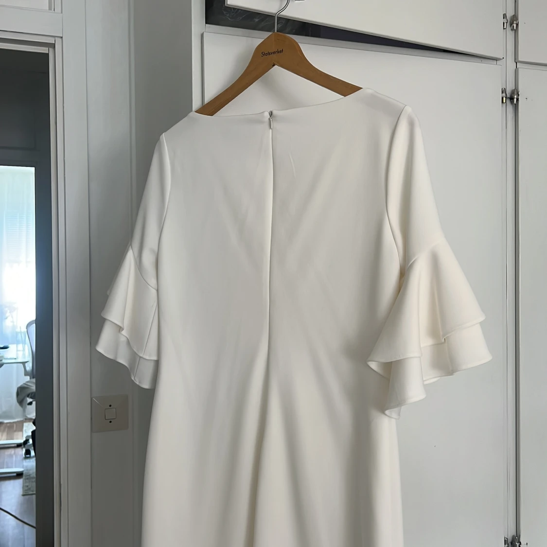 Vit volangklänning från Lauren Ralph Lauren - 2