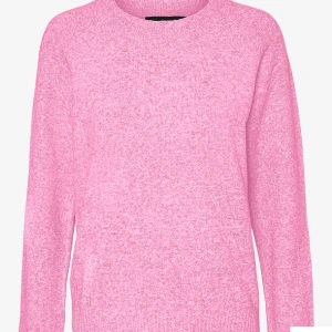 Rosa stickad tröja från Vero Moda - säljer min rosa tröja från Vero Moda i rosa som är perfekt nu till våren☀️