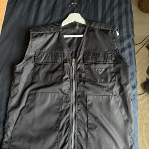 Nylon Väst - Nytt skick, längd 64 cm