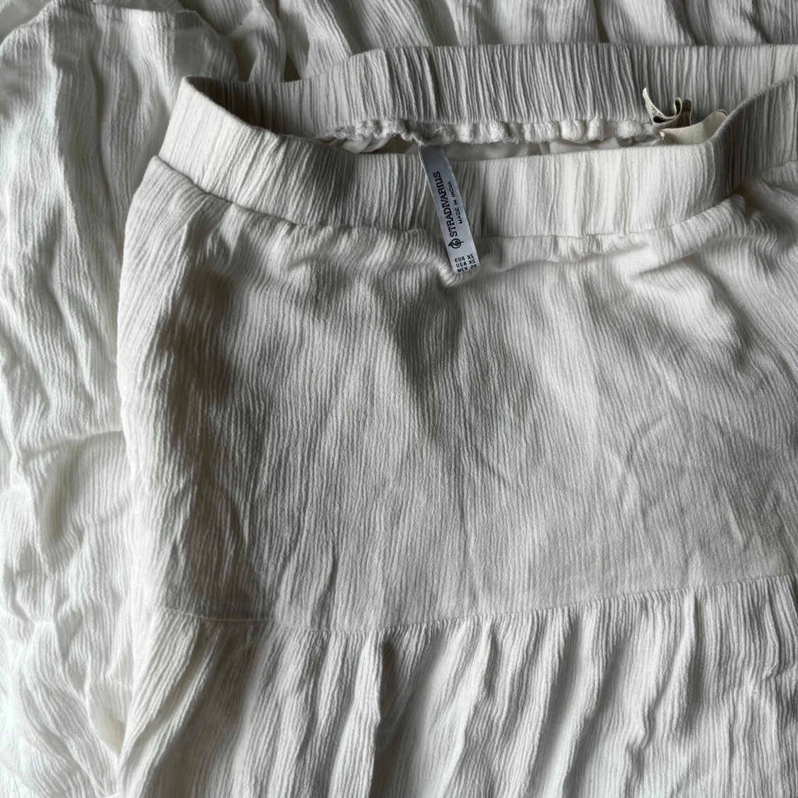 Vit långkjol ftåm strandivarius - 1