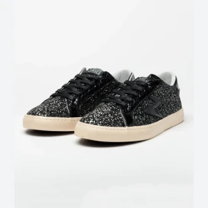 Les temps des cerises skor - Säljer mina jätte snygga les temps des cerises skor då de aldrig kommer till användning💕💕🤎