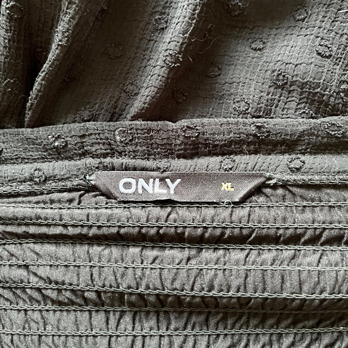 Svart volangkjol - 2