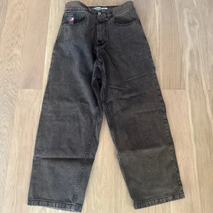 Polar big boy - Bruna Polar big boy jeans i storlek small😁