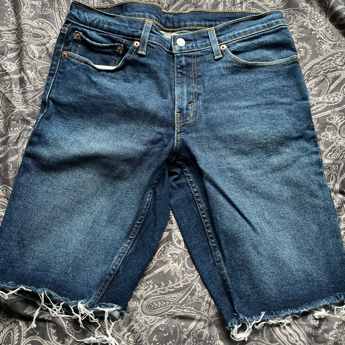 Levi’s 511 shorts  - 2