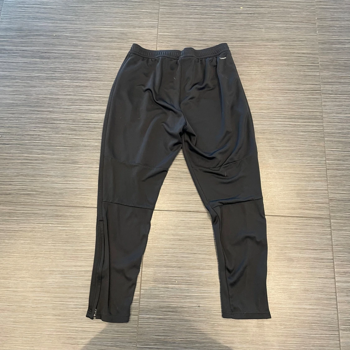 Svarta träningsbyxor från Adidas - 2