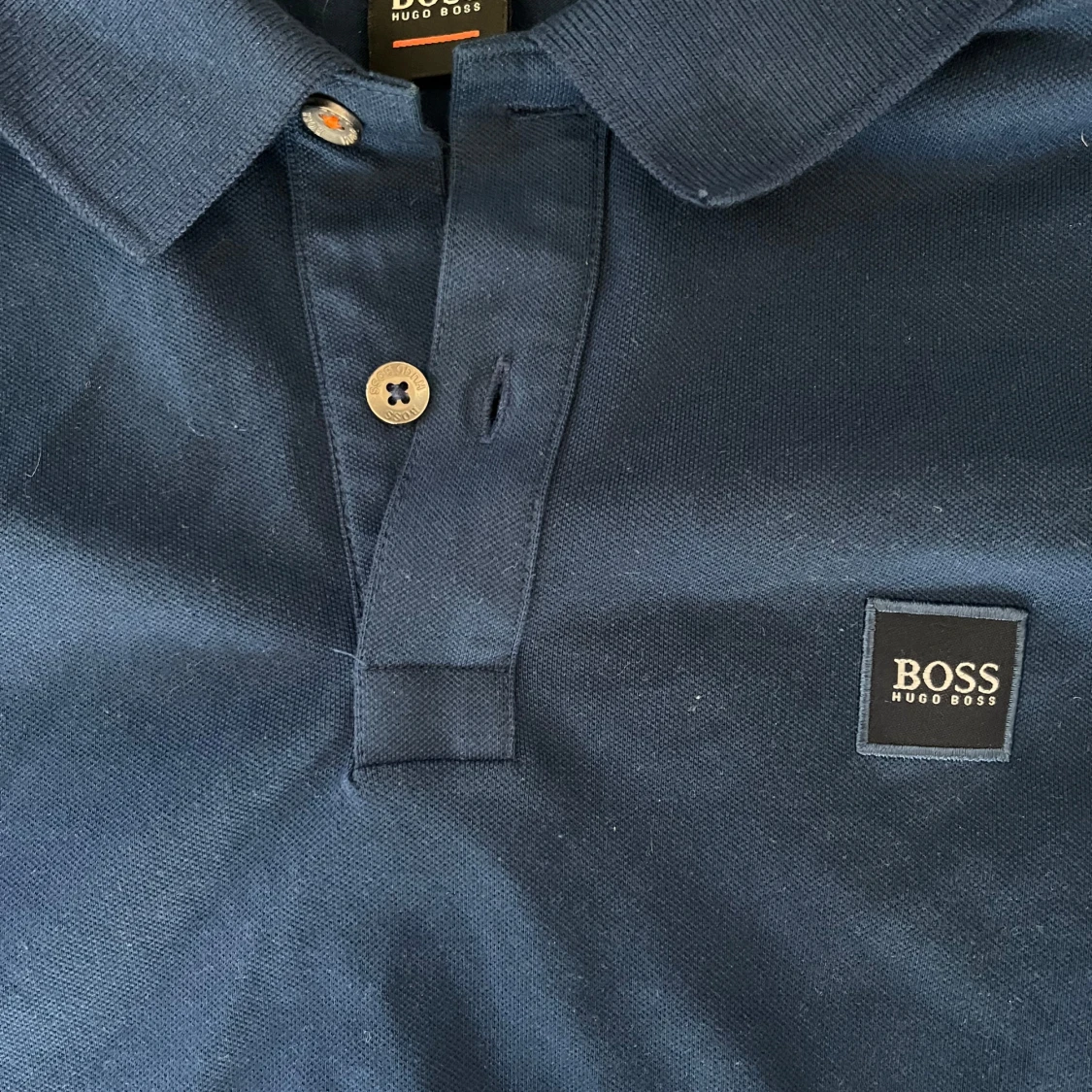 Blå pikétröja från BOSS - 1