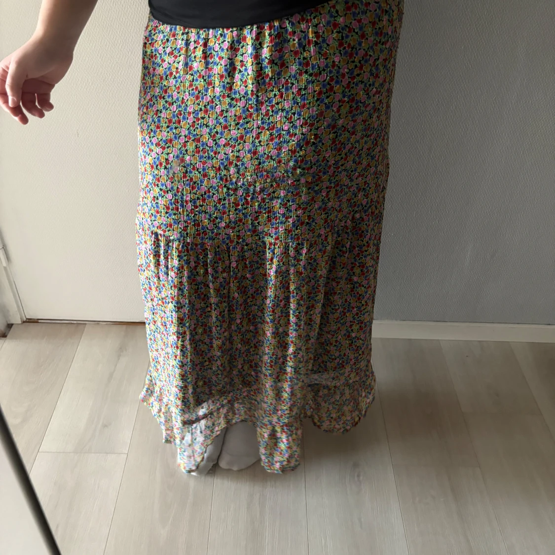 Blommig långkjol från Lindex - 1