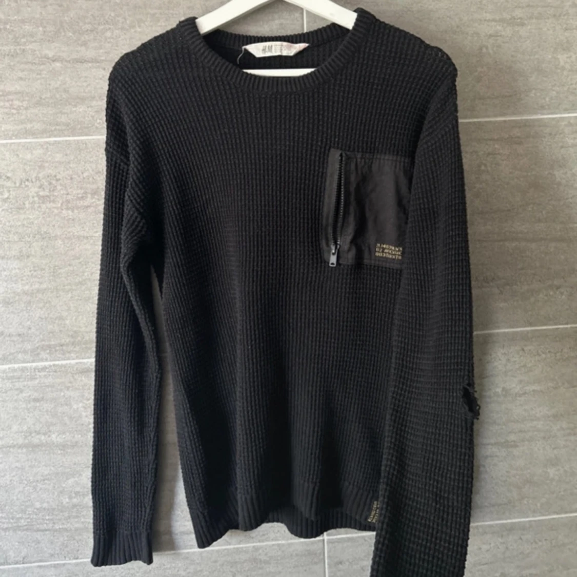 Svart stickad tröja från H&M - 4