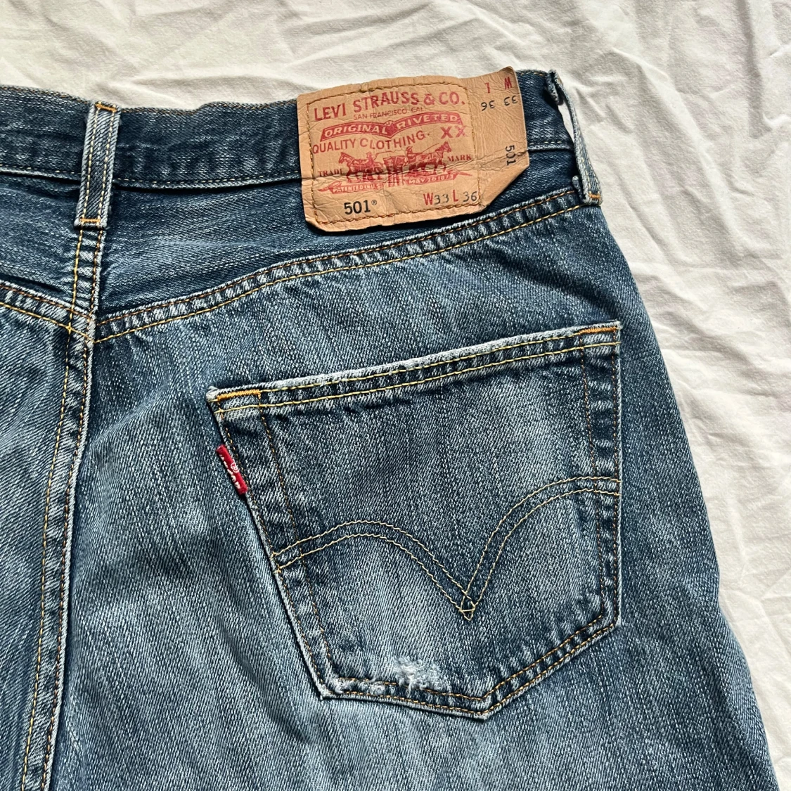 Levis 501 jeans - 2