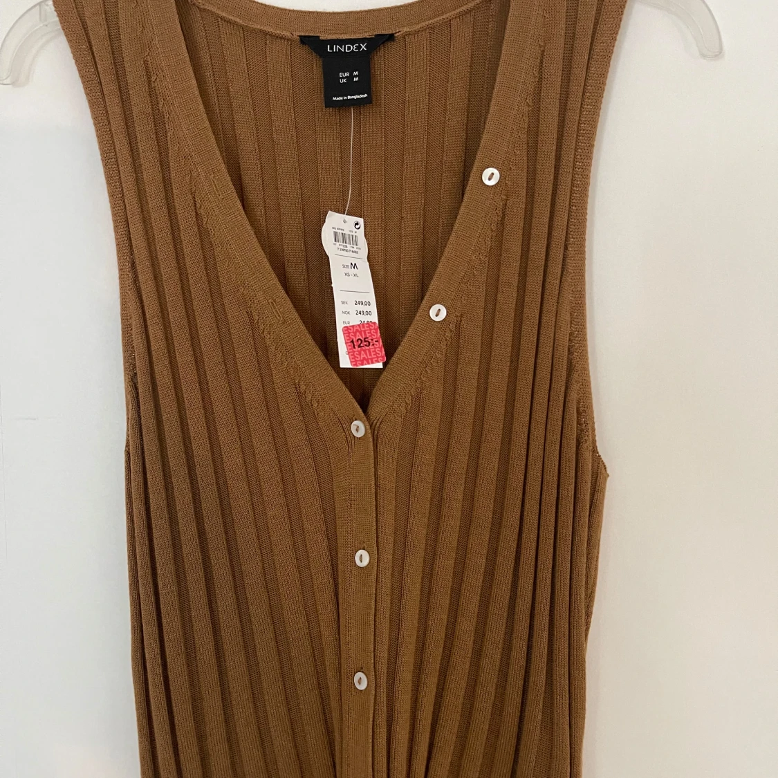 Ribbad brun väst från Lindex - 1