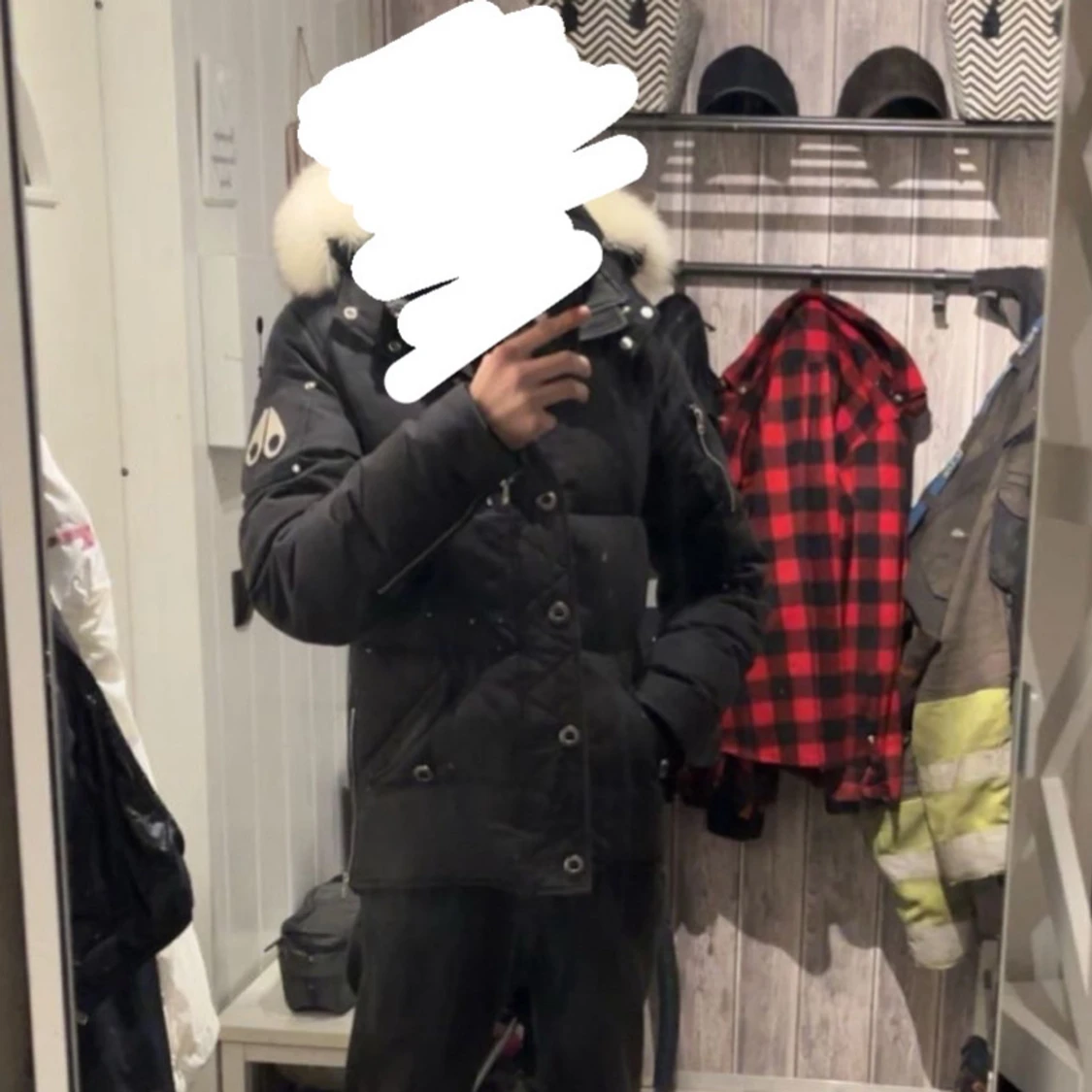 Svart dunjacka Moose Knuckles