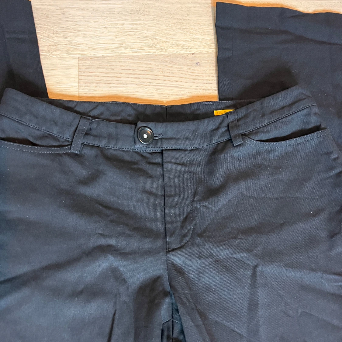 Lågmidjade kostymbyxor  - 1