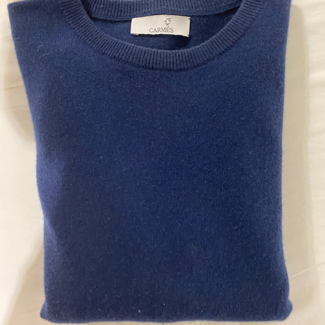 Mörkblå kashmirtröja från Carmes - 1
