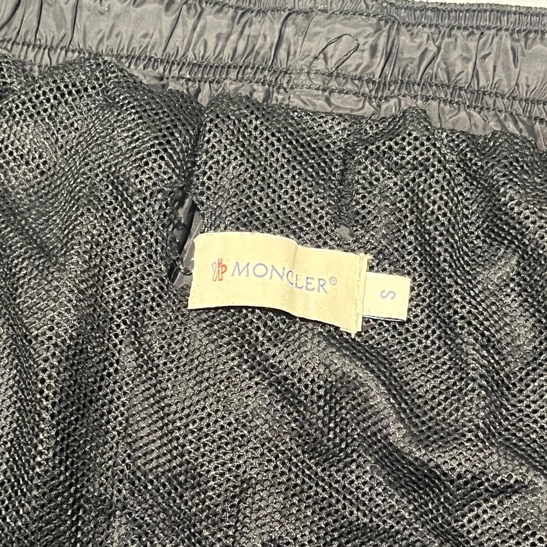 Svarta shorts från Moncler med dragkedja - 3