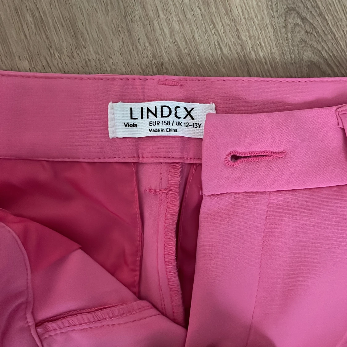Rosa kostymbyxor från Lindex - 2