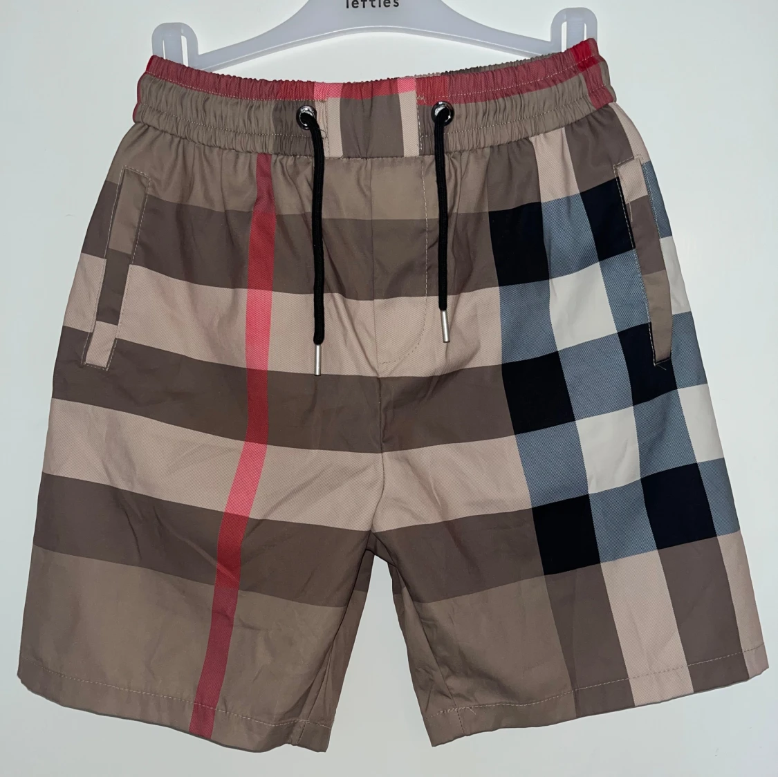 Burrbery shorts 