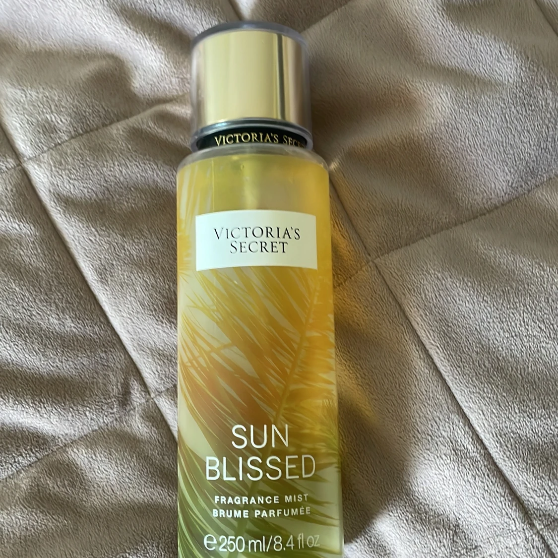 Victoria's Secret Sun Blissed Fragrance Mist - 1