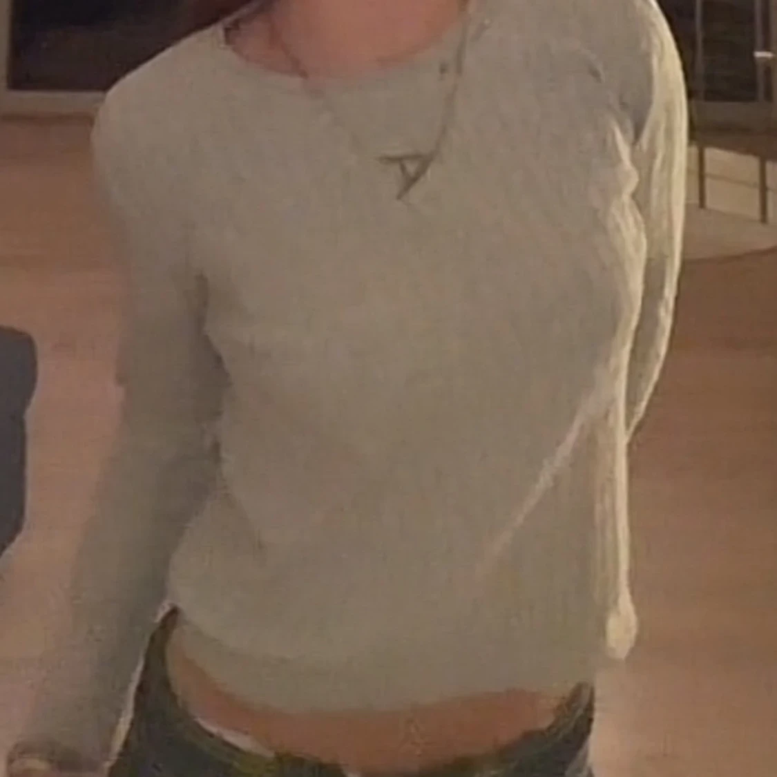 Ljusgrå kabelstickad tröja från Hampton Republic