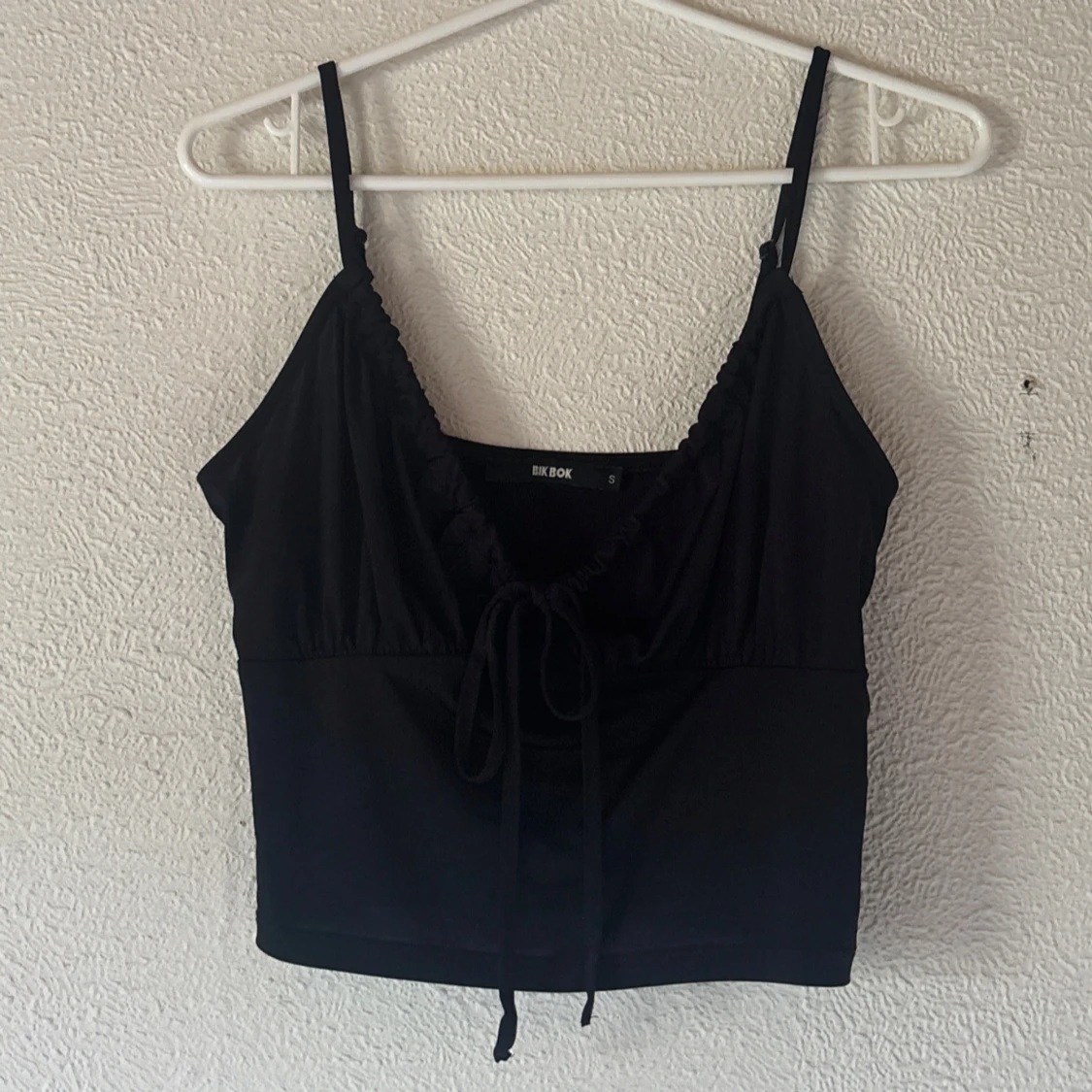 Svart topp från Bik Bok